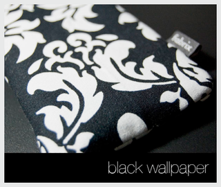 Illustration for article titled Fabrix iPhone 3G Sleeves Are Classy, Fashionable